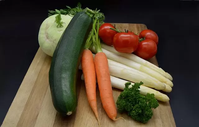 13种常见蔬菜的神奇功效盘点
