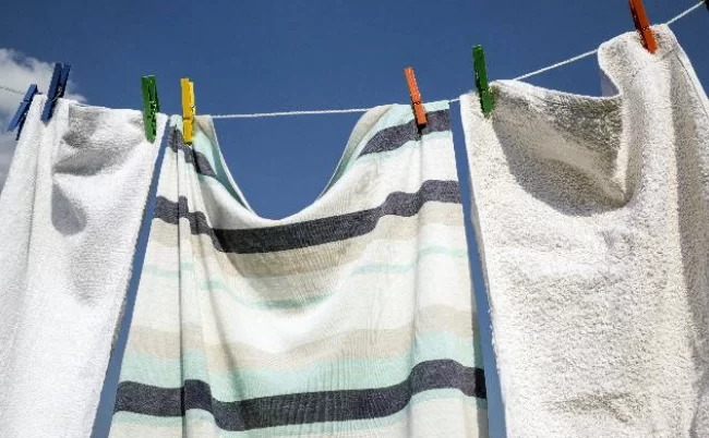 室外晾晒的毛巾
